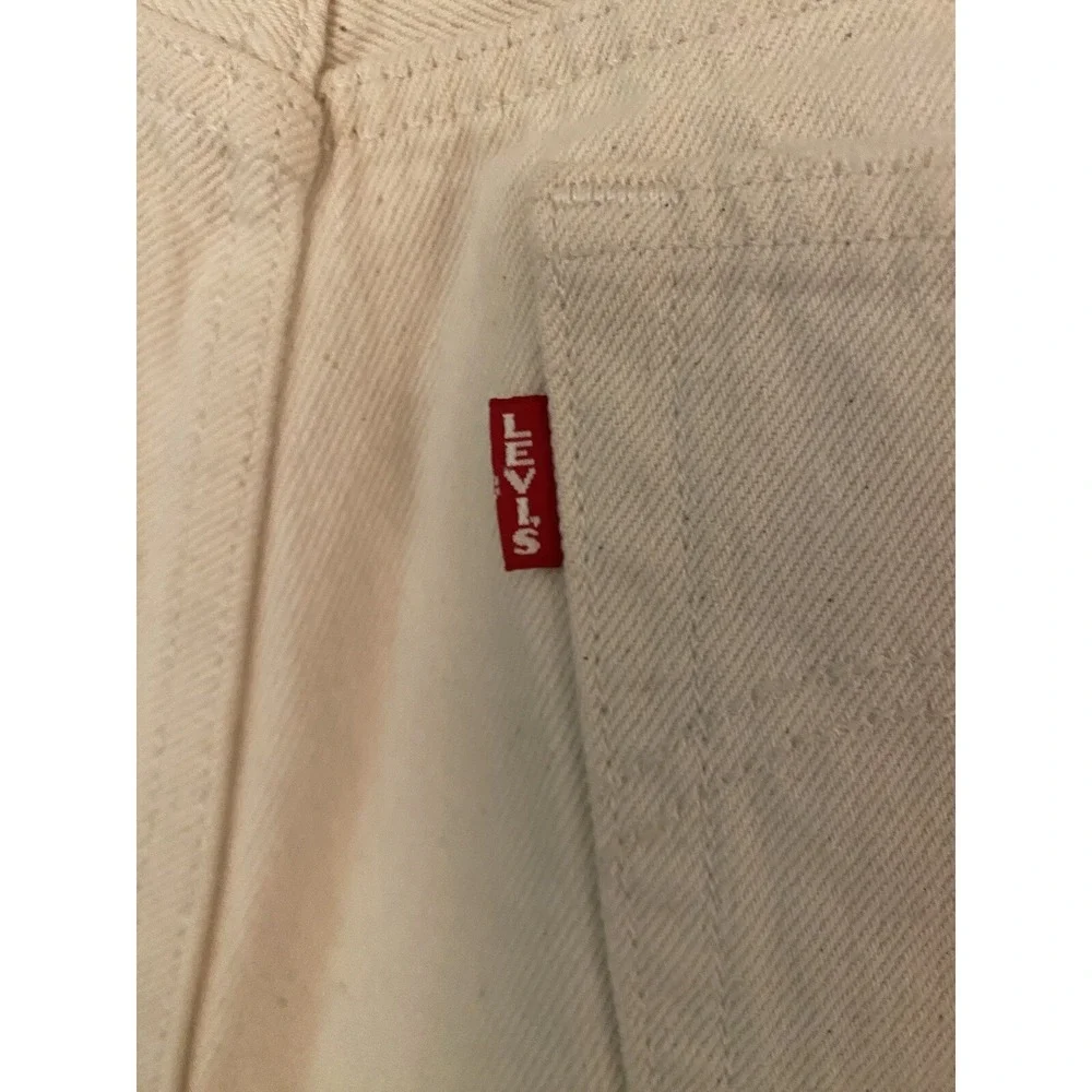 Levi's 501‎ Ivory Distressed Shorts 29 Button Fly